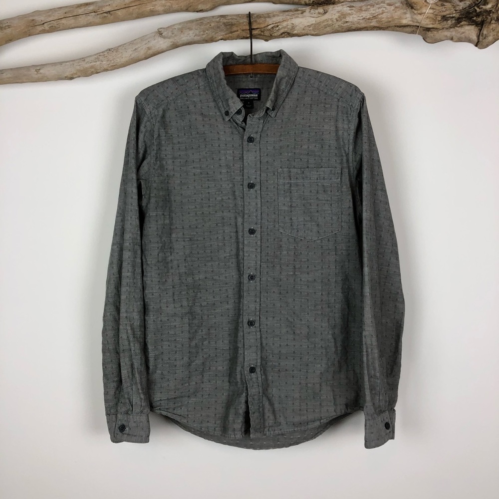 Patagonia Organic Cotton Button Down. Small. Grey.
